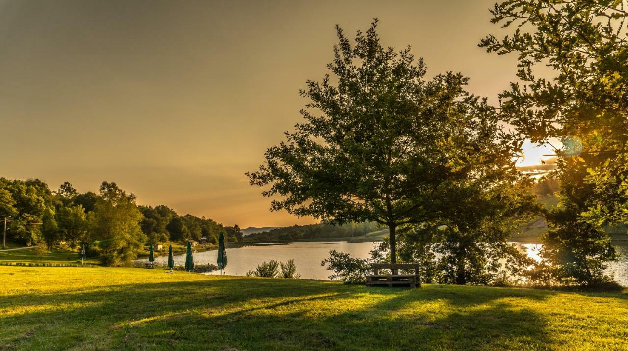 Отель Palitsi Dam Complex Экстерьер фото